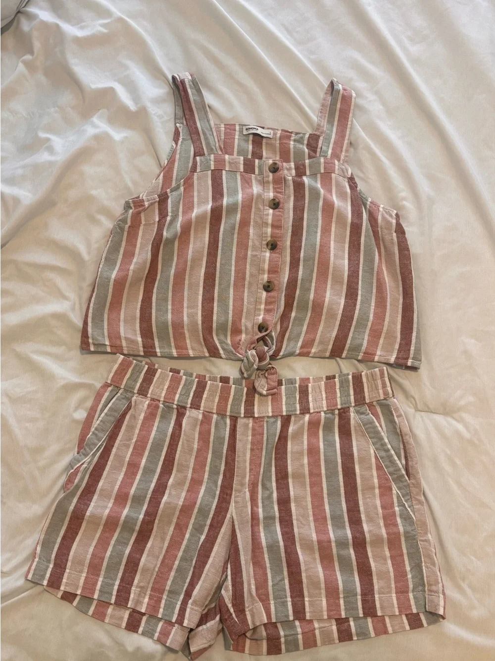 Striped tank and shorts set - Picture 1 of 6